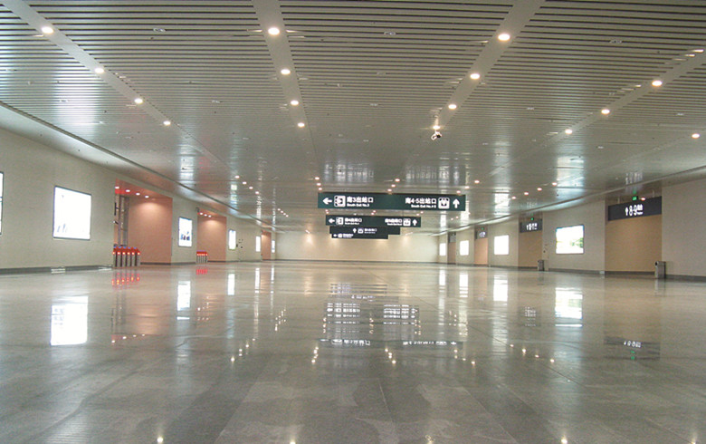 长沙南火车站-2